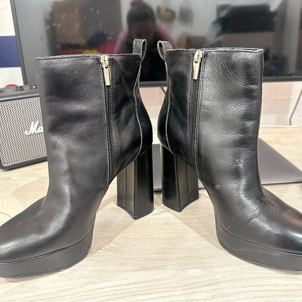 Vine Camuto Leather Ankle Boots